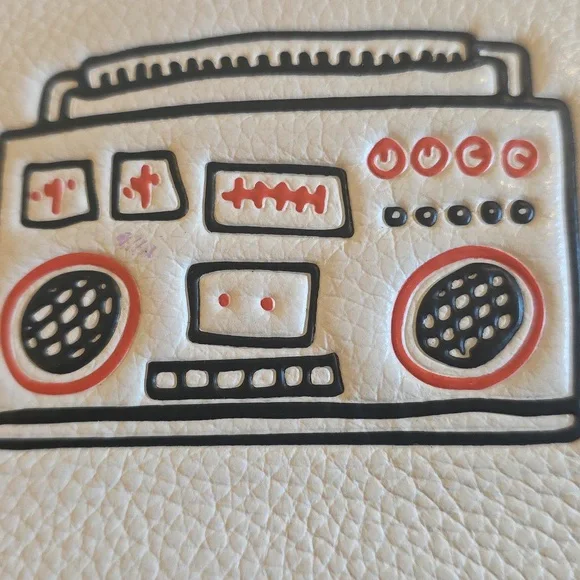 Coach Keith Haring Radio Boombox Wristlet Chalk White - Picture 2 of 11